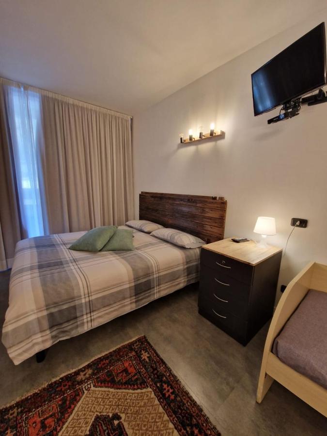 Appartamento Il Balcone Fiorito Santa Caterina Valfurva Esterno foto